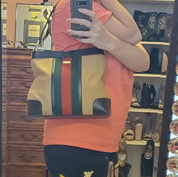 Gucci bag - Picture 2 of 8